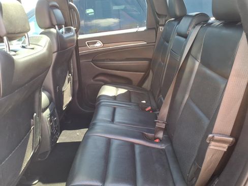 Used 2020 Jeep Grand Cherokee Limited w/ Luxury Group II AWD/4WD image 8