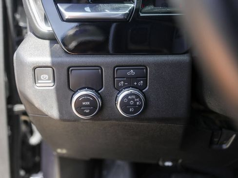 Used 2023 GMC Sierra 1500 Elevation RWD image 18