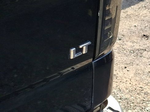 Used 2023 Chevrolet Silverado 1500 LT AWD/4WD image 30
