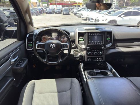 Used 2020 RAM 1500 Big Horn AWD/4WD image 32