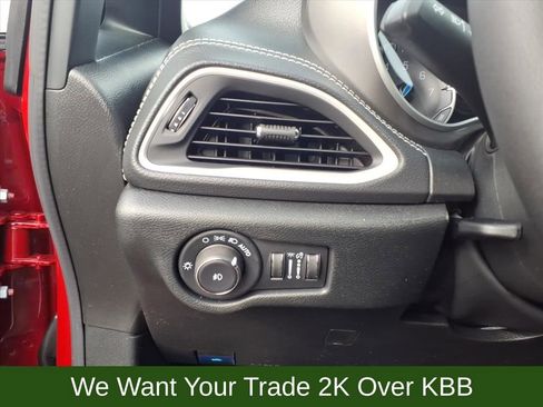 New 2026 Chrysler Pacifica Select image 14