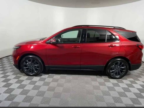 Certified 2022 Chevrolet Equinox RS w/ RS Leather Package FWD image 7