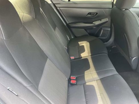 Used 2025 Nissan Sentra SV w/ All-Weather Package FWD image 32