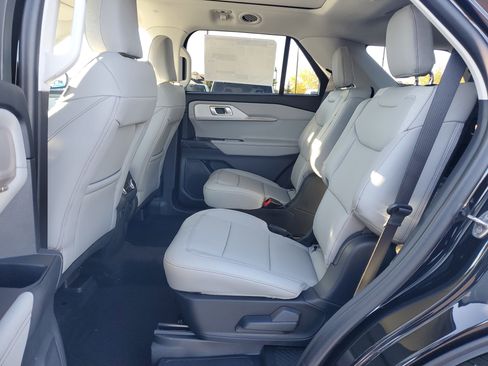 New 2026 Ford Explorer Active image 10