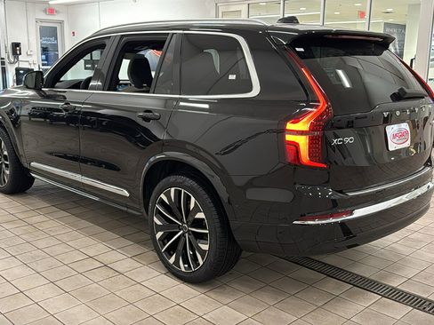New 2026 Volvo XC90 T8 Plus w/ Protection Package Premier image 7