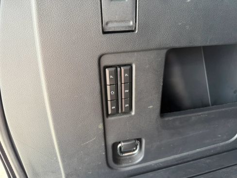 Used 2024 Ford Expedition Max Platinum AWD/4WD image 22