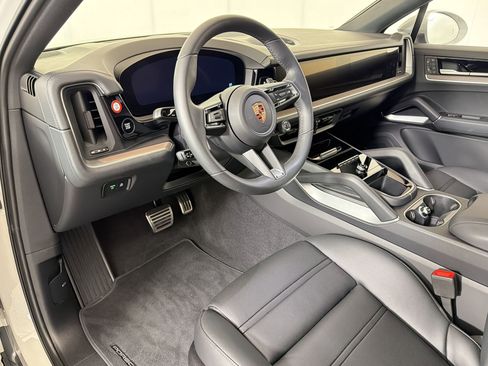 New 2026 Porsche Cayenne S AWD/4WD image 4