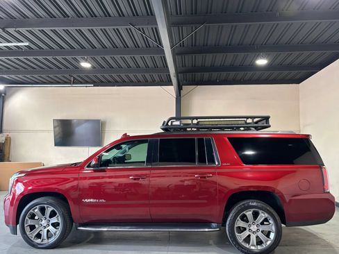 Used 2019 GMC Yukon XL SLE w/ Convenience Package AWD/4WD image 5