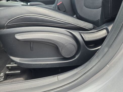 Used 2021 Kia Seltos S AWD/4WD image 15