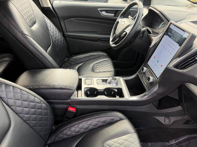 Certified 2024 Ford Edge Titanium AWD/4WD image 13