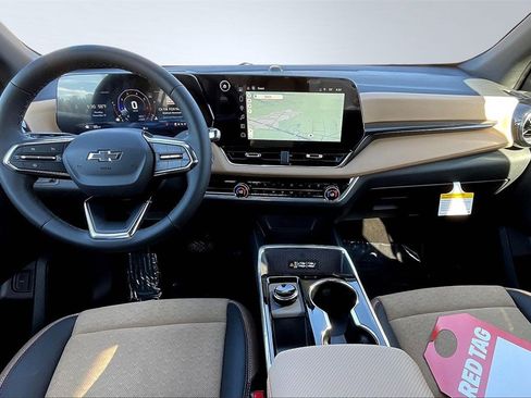 New 2026 Chevrolet Equinox ACTIV image 5