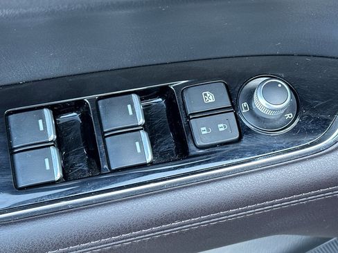 Used 2020 MAZDA CX-5 Signature image 12