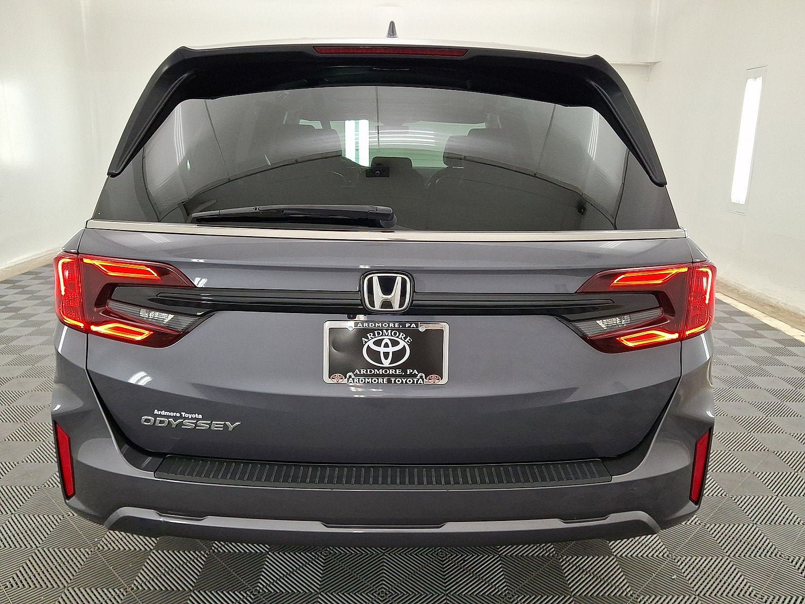 Used 2025 Honda Odyssey EX-L image 15