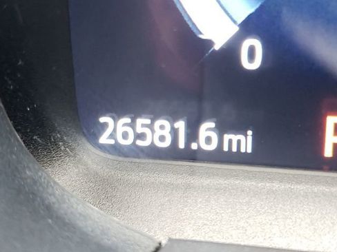 Used 2025 Ford Explorer ST-Line w/ ST-Line Street Pack image 22