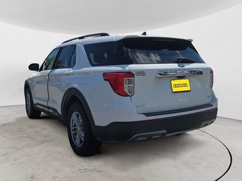 Used 2023 Ford Explorer XLT w/ Equipment Group 202A AWD/4WD image 3