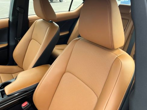 Used 2024 Lexus IS 300 F Sport w/ Accessory Package 2 RWD image 12
