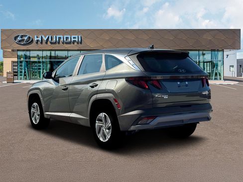 New 2026 Hyundai Tucson Blue SE image 5