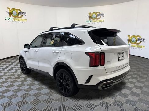 Certified 2022 Kia Sorento SX image 7