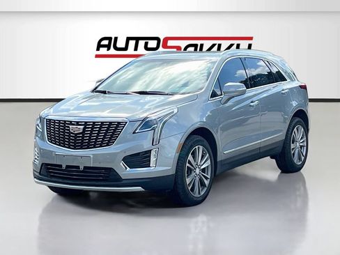 Used 2025 Cadillac XT5 Premium Luxury w/ LPO, Floor Liner Package FWD image 3
