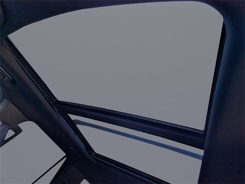 Used 2021 Ford Expedition XLT image 24