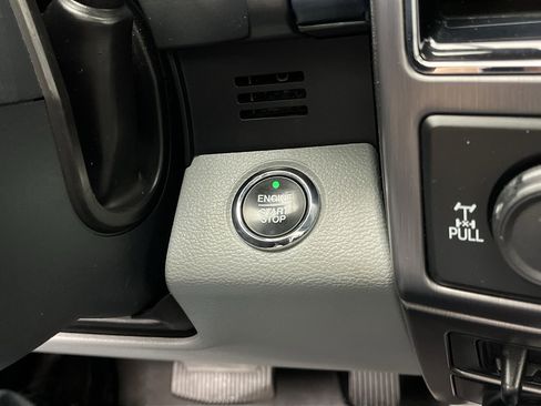 Used 2022 Ford F350 Limited image 23