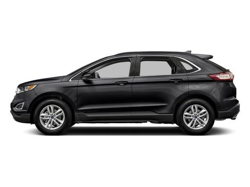 Used 2018 Ford Edge Titanium w/ Equipment Group 301A AWD/4WD image 12
