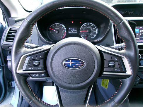 Used 2019 Subaru Crosstrek 2.0i Premium AWD/4WD image 19