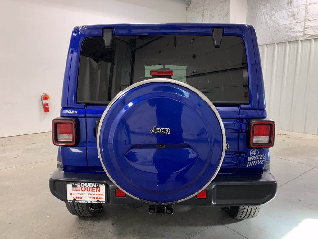 Used 2019 Jeep Wrangler Unlimited Sahara AWD/4WD image 8