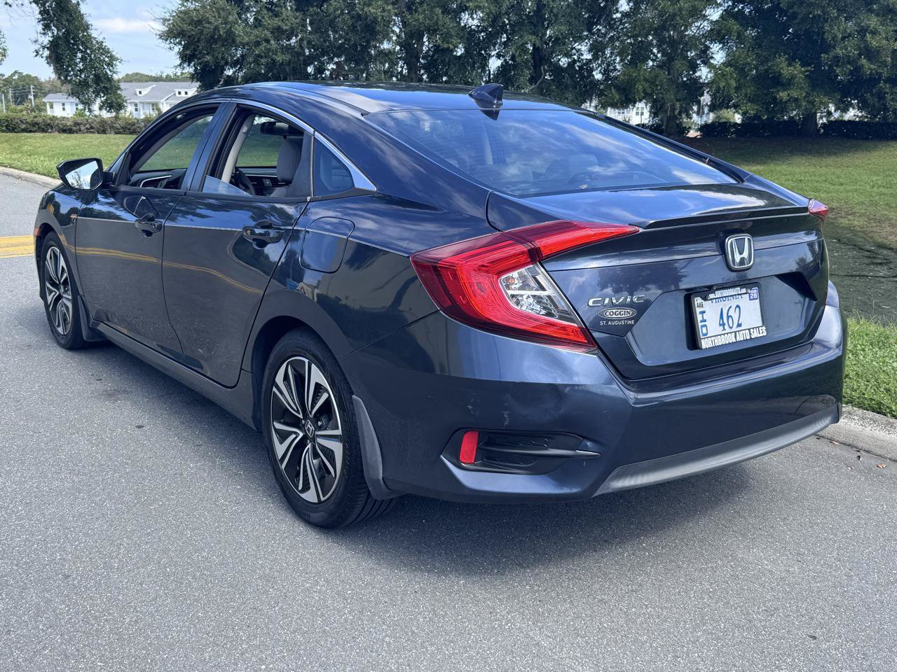 Used 2017 Honda Civic EX-T image 10