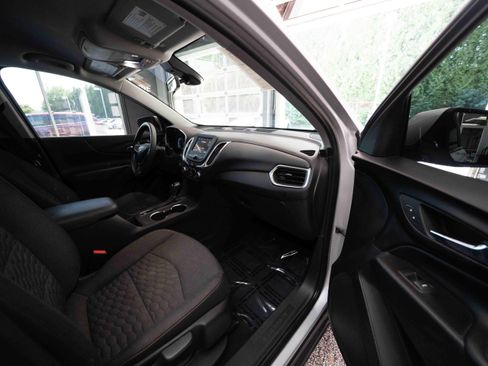 Used 2021 Chevrolet Equinox LT FWD image 26