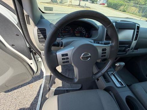 Used 2019 Nissan Frontier S RWD image 23