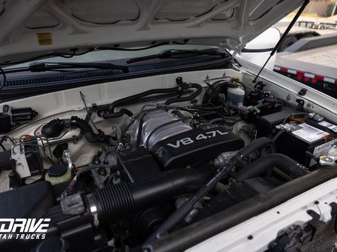 Used 2001 Toyota Tundra Limited image 24