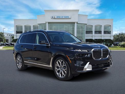 New 2026 BMW X7 xDrive40i image 1
