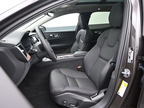 New 2025 Volvo V60 B5 Cross Country Plus w/ Protection Package Premier image 22