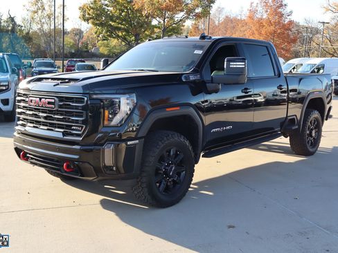 Used 2024 GMC Sierra 2500 AT4 w/ AT4 Premium Plus Package image 10