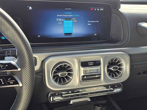 Used 2025 Mercedes-Benz G 580 w/ EQ Technology image 25