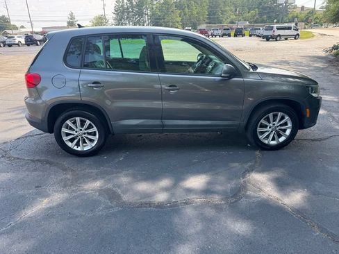 Used 2014 Volkswagen Tiguan SE FWD image 7