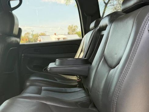 Used 2007 Chevrolet Silverado 2500 LT w/ Heavy-Duty Power Package image 22