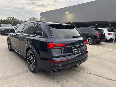 New 2026 Audi SQ7 Prestige image 8