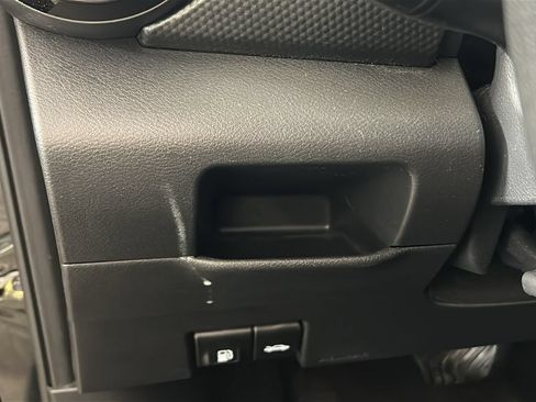 Used 2023 Nissan Kicks SV FWD image 23