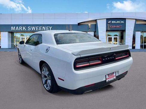 Used 2022 Dodge Challenger GT image 8