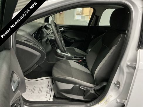 Used 2014 Ford Focus SE image 10