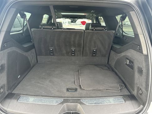 Used 2021 Cadillac Escalade ESV Premium Luxury image 24