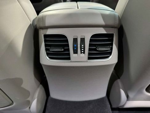 Used 2018 Genesis G80 5.0 Ultimate image 19