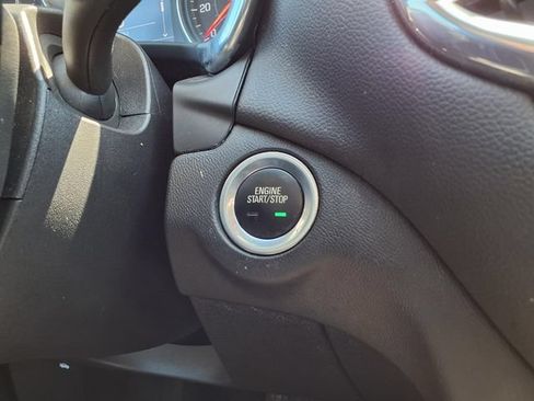Used 2023 Chevrolet Equinox LT FWD image 52