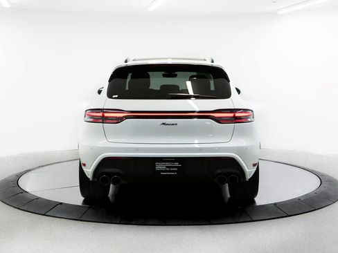Used 2023 Porsche Macan AWD/4WD image 6