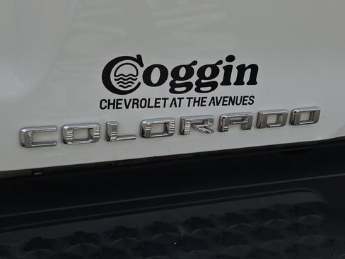 Used 2023 Chevrolet Colorado W/T w/ Advanced Trailering Package image 32