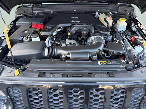 Used 2020 Jeep Gladiator Sport w/ Quick Order Package 24S image 42