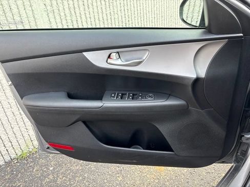 Certified 2023 Kia Forte LXS FWD image 22