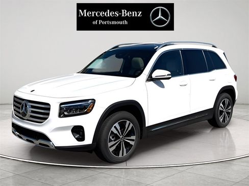 New 2026 Mercedes-Benz GLB 250 4MATIC image 1
